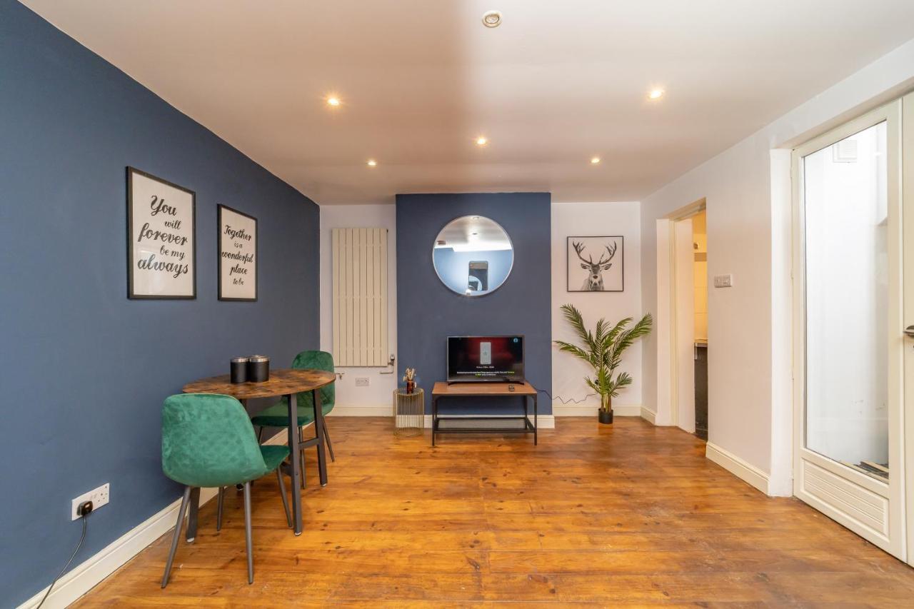 Cosy And Quirky 1 Bedroom Flat With Small Court Yard Next To Brighton Seafront Экстерьер фото
