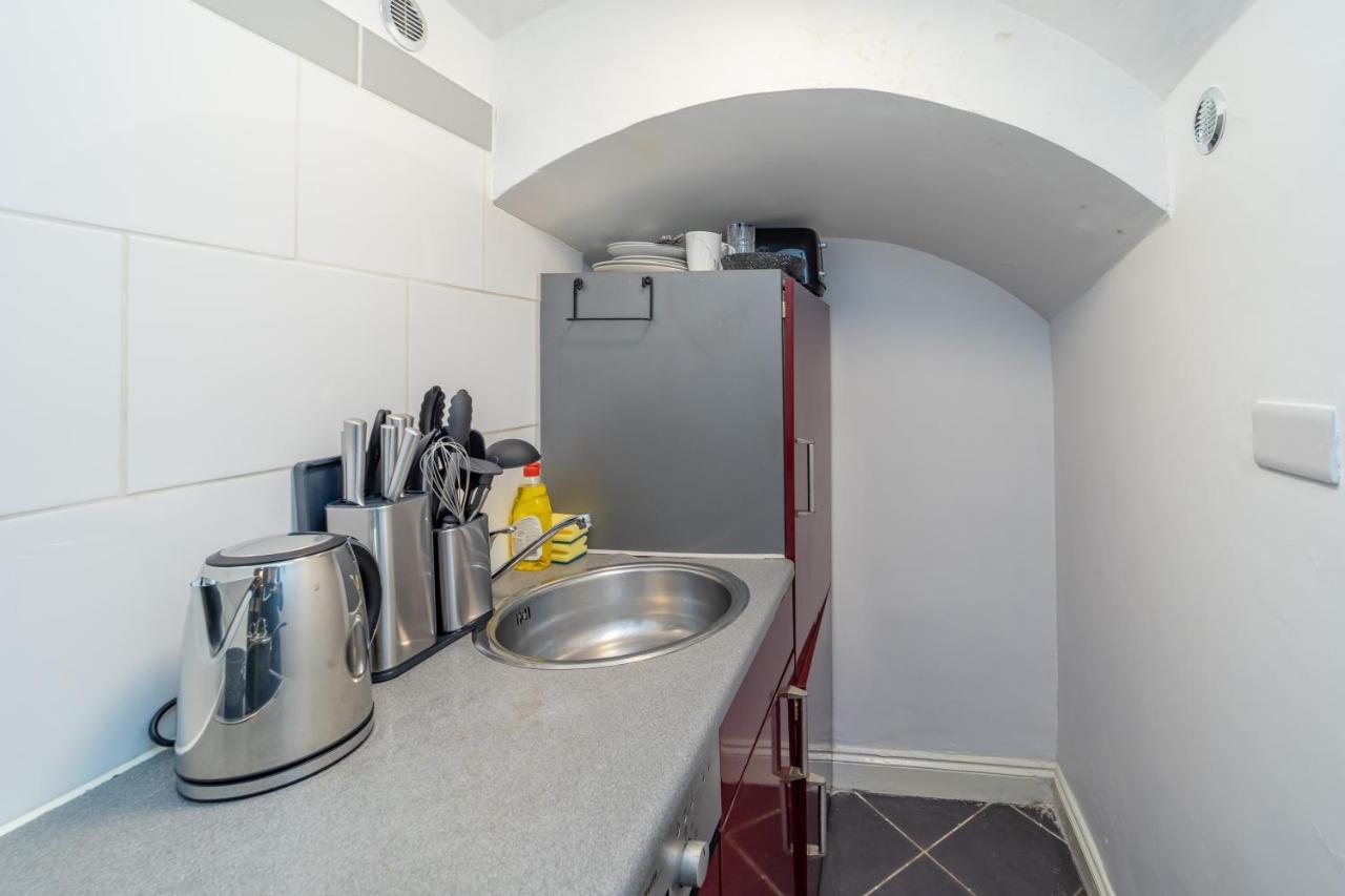 Cosy And Quirky 1 Bedroom Flat With Small Court Yard Next To Brighton Seafront Экстерьер фото